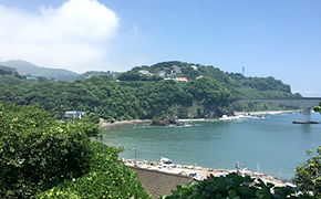 真鶴　岩海水浴場　写真